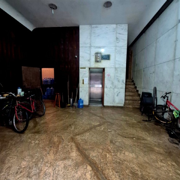 PRÉDIO COMERCIAL COM EXCELENTES LOJAS E SALAS NO CENTRO DO RIO (PRÓX A PRAÇA MAUÁ), localizado em Rio De Janeiro - RJ