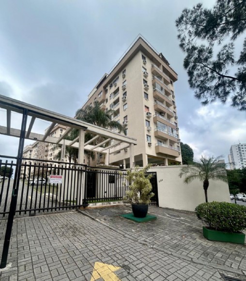 EXCELENTE DUPLEX - 141M² EM PRÉDIO COM INFRA - PECHINCHA, localizado em Rio De Janeiro - RJ