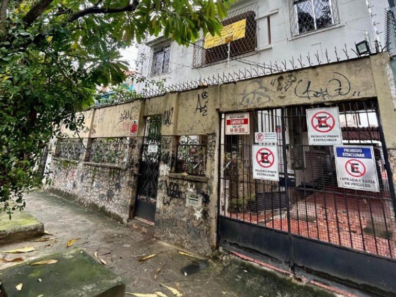 Casa com 3 quartos no Grajaú (foto 1 de 2)