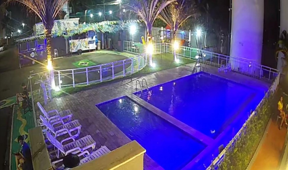 Apartamento com 2 quartos no Honório Gurgel (foto 2 de 9)
